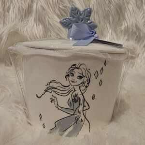 Rae Dunn - Disney Frozen Ceramic Covered Bowl 5.5in